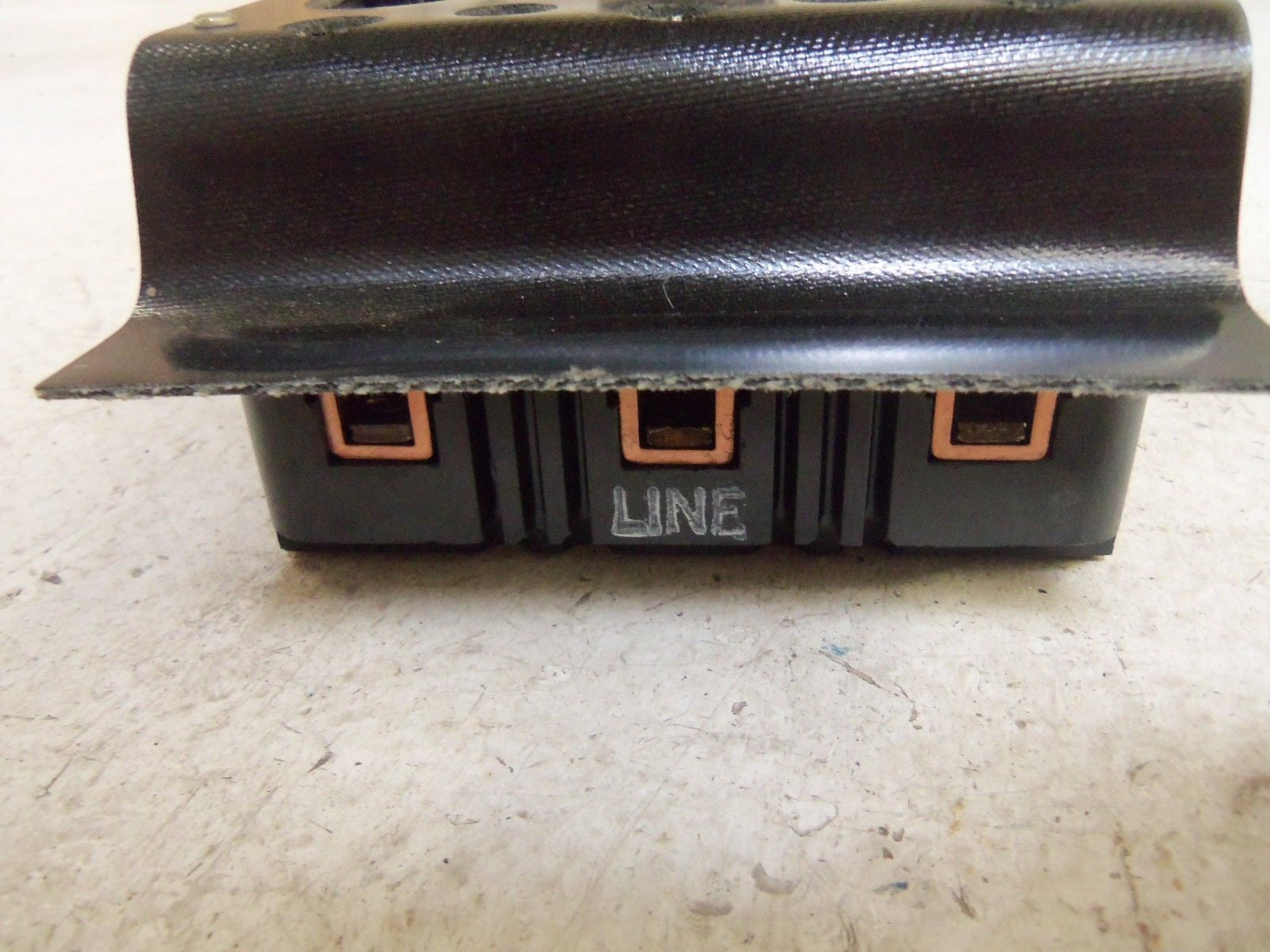 CUTLER HAMMER 657D772G02 CIRCUIT BREAKER *NEW IN BOX*