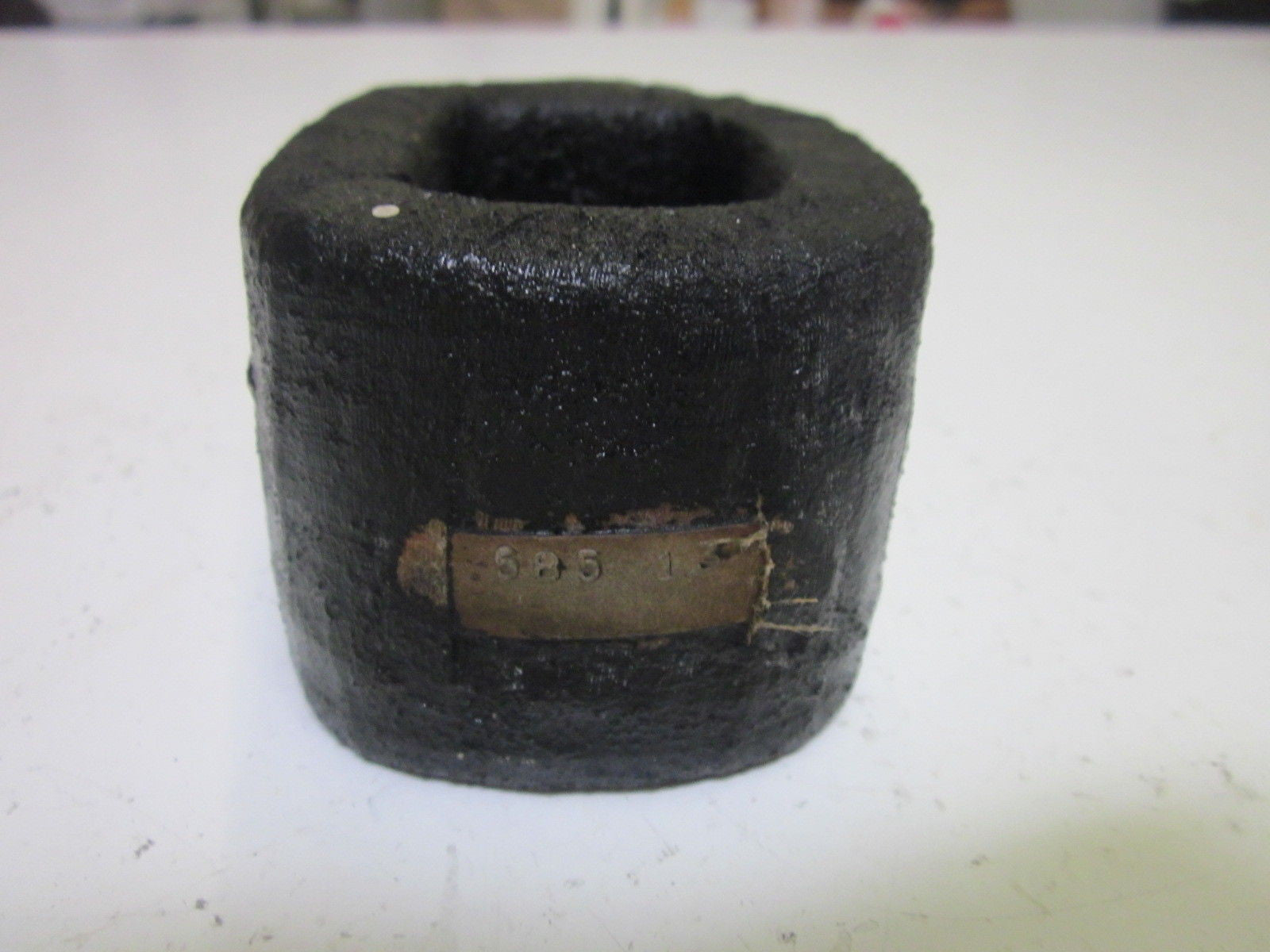 CUTLER HAMMER 9-585-13 COIL  *USED*