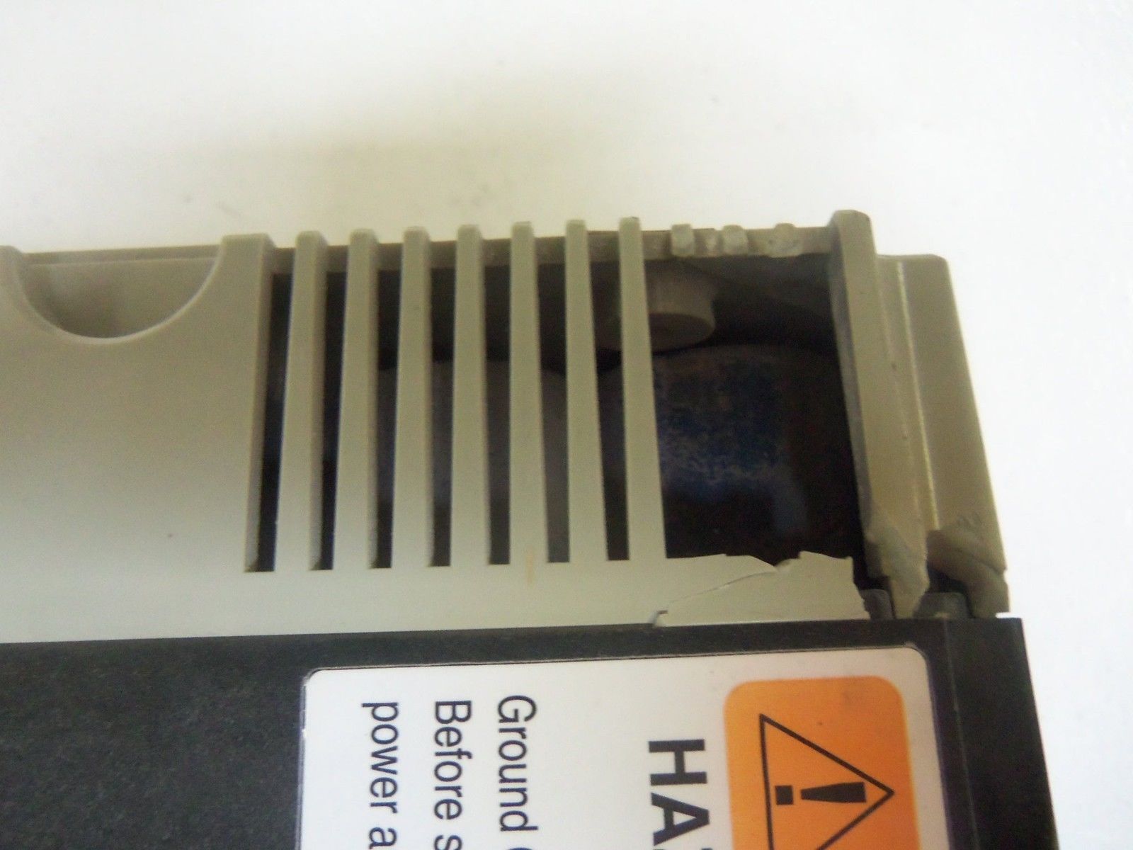 CUTLER HAMMER AF93AG0C005D ADJUSTABLE FREQUENCY AC DRIVE (AS PICTURED) *USED*