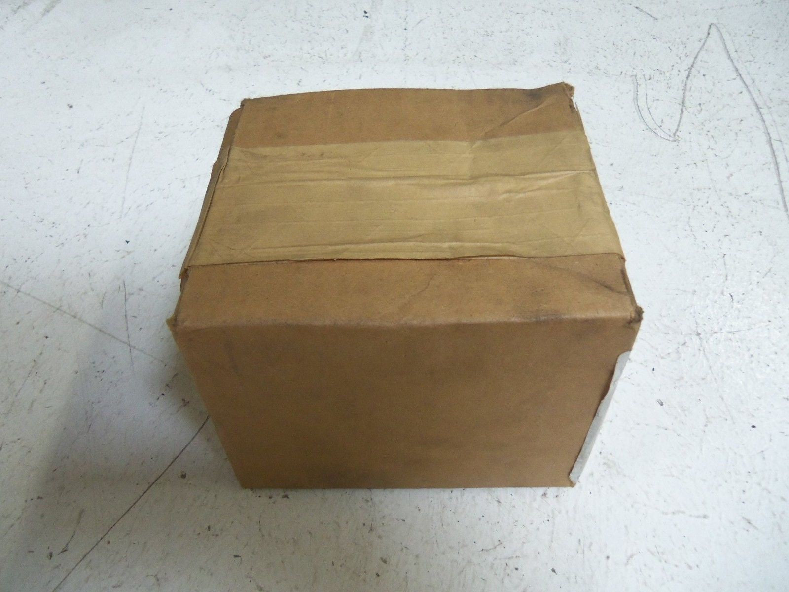 CUTLER HAMMER AR4A RELAY W/O CONTACTS *SEALED*