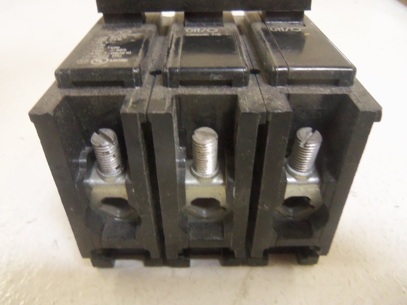 CUTLER HAMMER BR315 CIRCUIT BREAKER *USED*