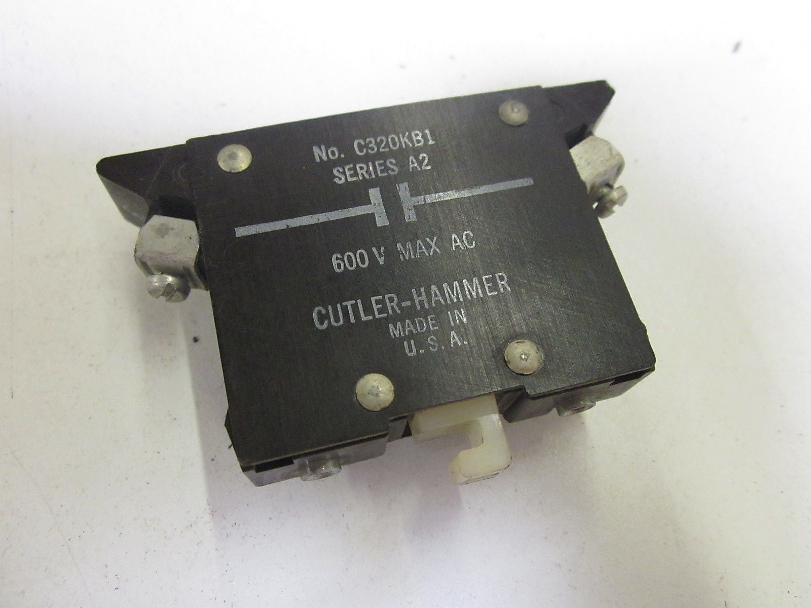CUTLER HAMMER C320KB1 SER.A2 *NEW NO BOX*