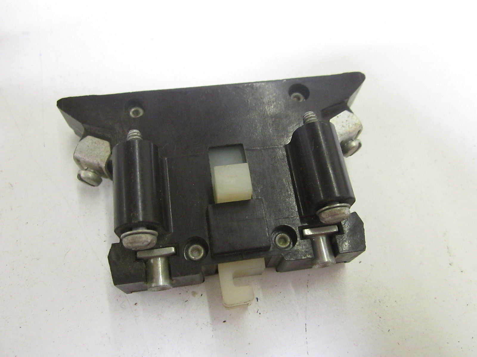 CUTLER HAMMER C320KB1 SER.A2 *NEW NO BOX*
