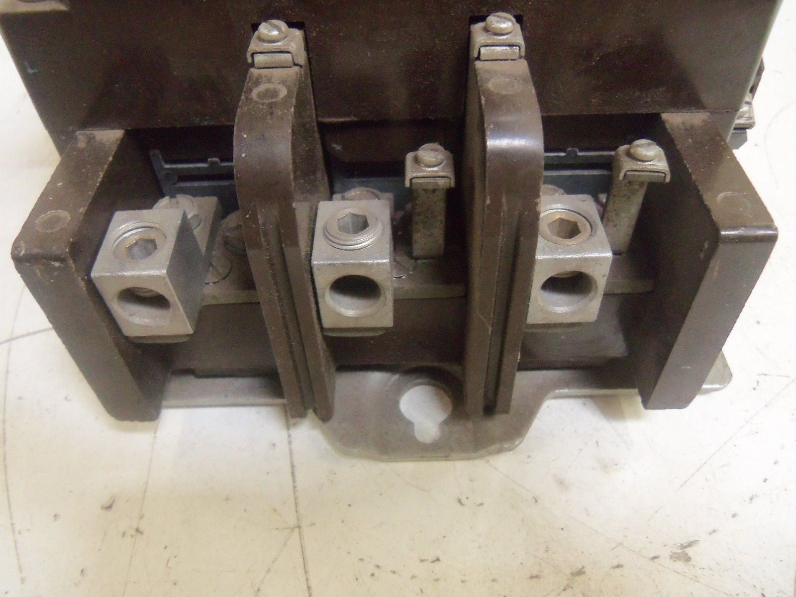 CUTLER HAMMER C32JN3 CONTACTOR *USED*