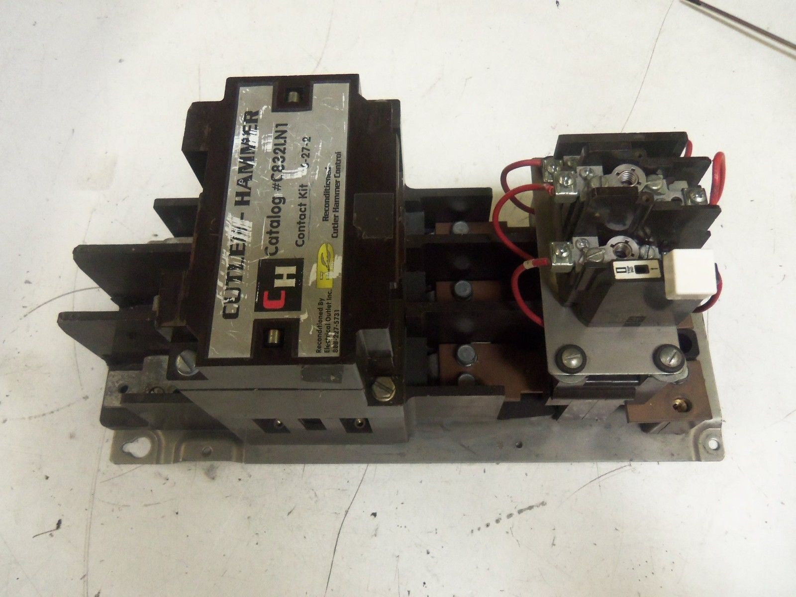 CUTLER HAMMER C832LN1 CONTACTOR 120V *USED*