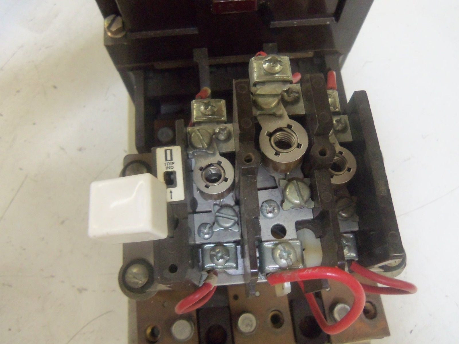 CUTLER HAMMER C832LN1 CONTACTOR 120V *USED*