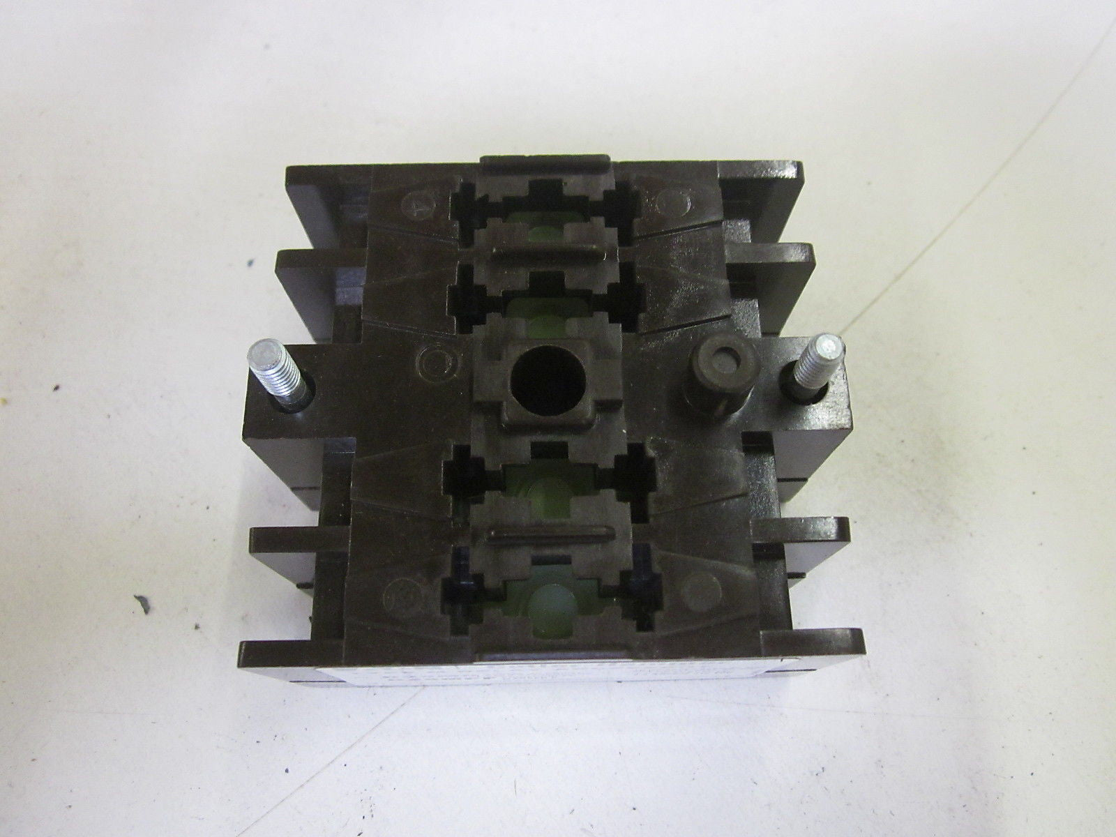 CUTLER HAMMER D26MD SER A2 / D26MPF *NEW NO BOX*