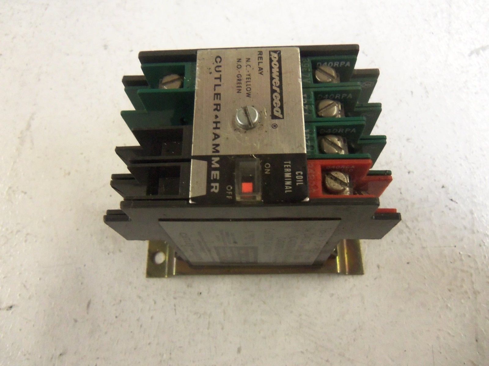 CUTLER HAMMER D40RPA CONTACT *USED*