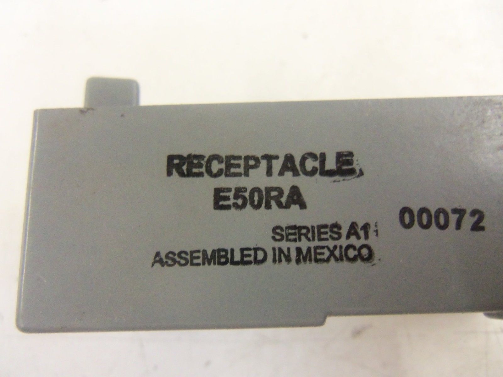 CUTLER HAMMER E50RA LIMIT SWITCH RECEPTACLE *NEW NO BOX*