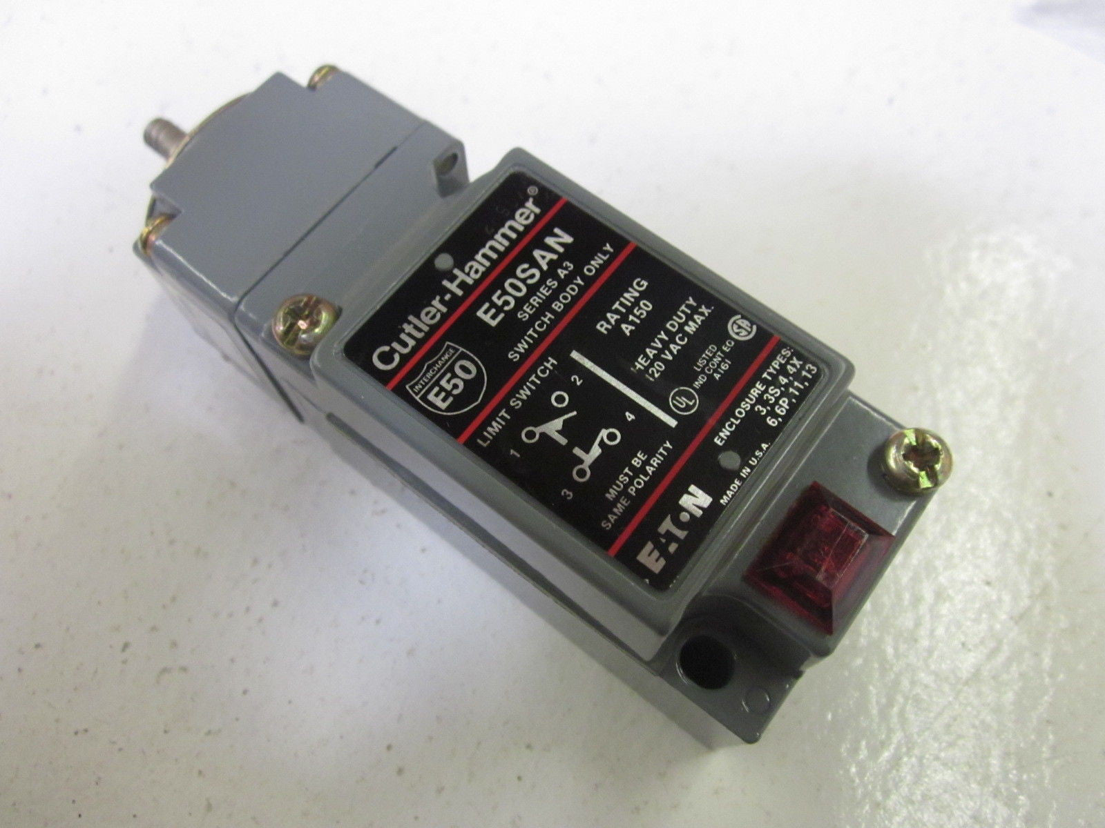 CUTLER HAMMER E50SAN LIMIT SWITCH *NEW NO BOX*