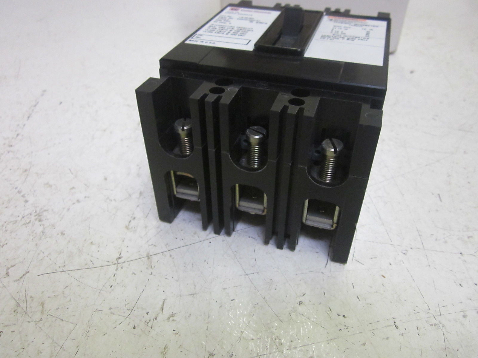 CUTLER HAMMER FB3030L CIRCUIT BREAKER 30A 3P 600V *NEW IN BOX*