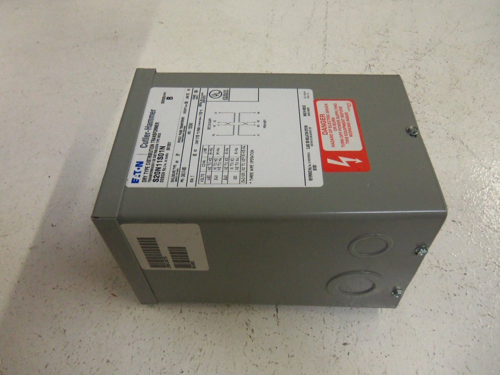 CUTLER HAMMER S20N11S01N S01001 DRY TYPE TRANSFORMER 1 KVA *NEW IN BOX*