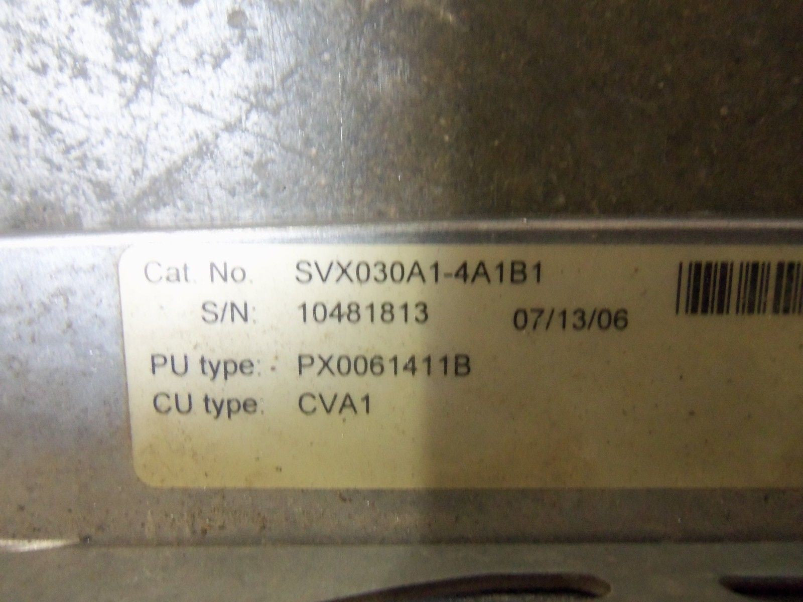 CUTLER HAMMER SVX030A1-4A1B1 DRIVE (AS SEEN IN PICTURED) *USED*
