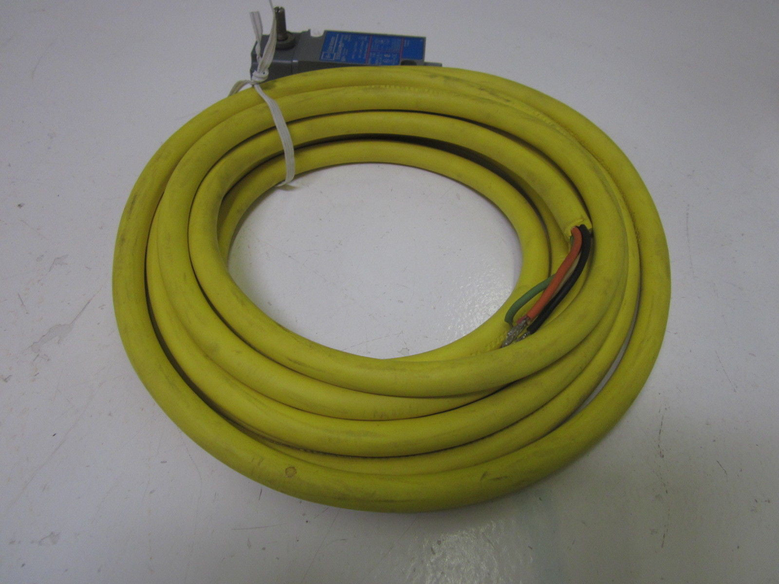 CUTLER HAMMER E50SA6P20 SER.B1 W/ E50DR1 SER.A1 *USED*