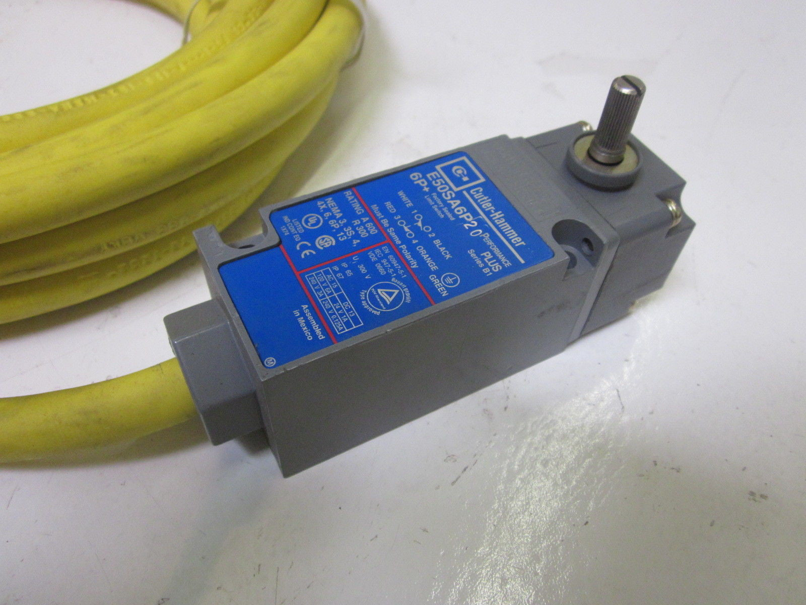 CUTLER HAMMER E50SA6P20 SER.B1 W/ E50DR1 SER.A1 *USED*
