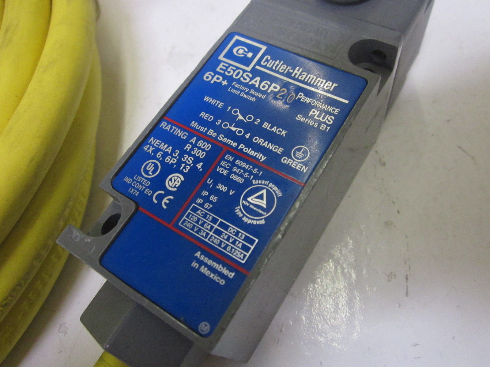 CUTLER HAMMER E50SA6P20 SER.B1 W/ E50DR1 SER.A1 *USED*