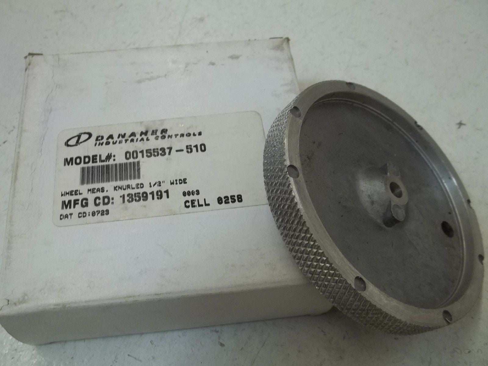 DANAHER 0015537-510 KNURLED FACE *NEW IN BOX*
