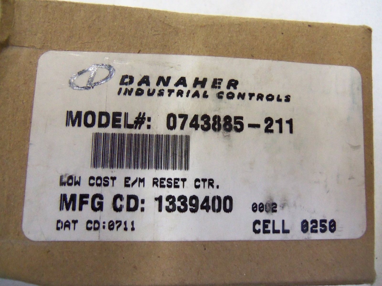 DANAHER 0743885-211 PANEL MOUNT *NEW IN BOX*