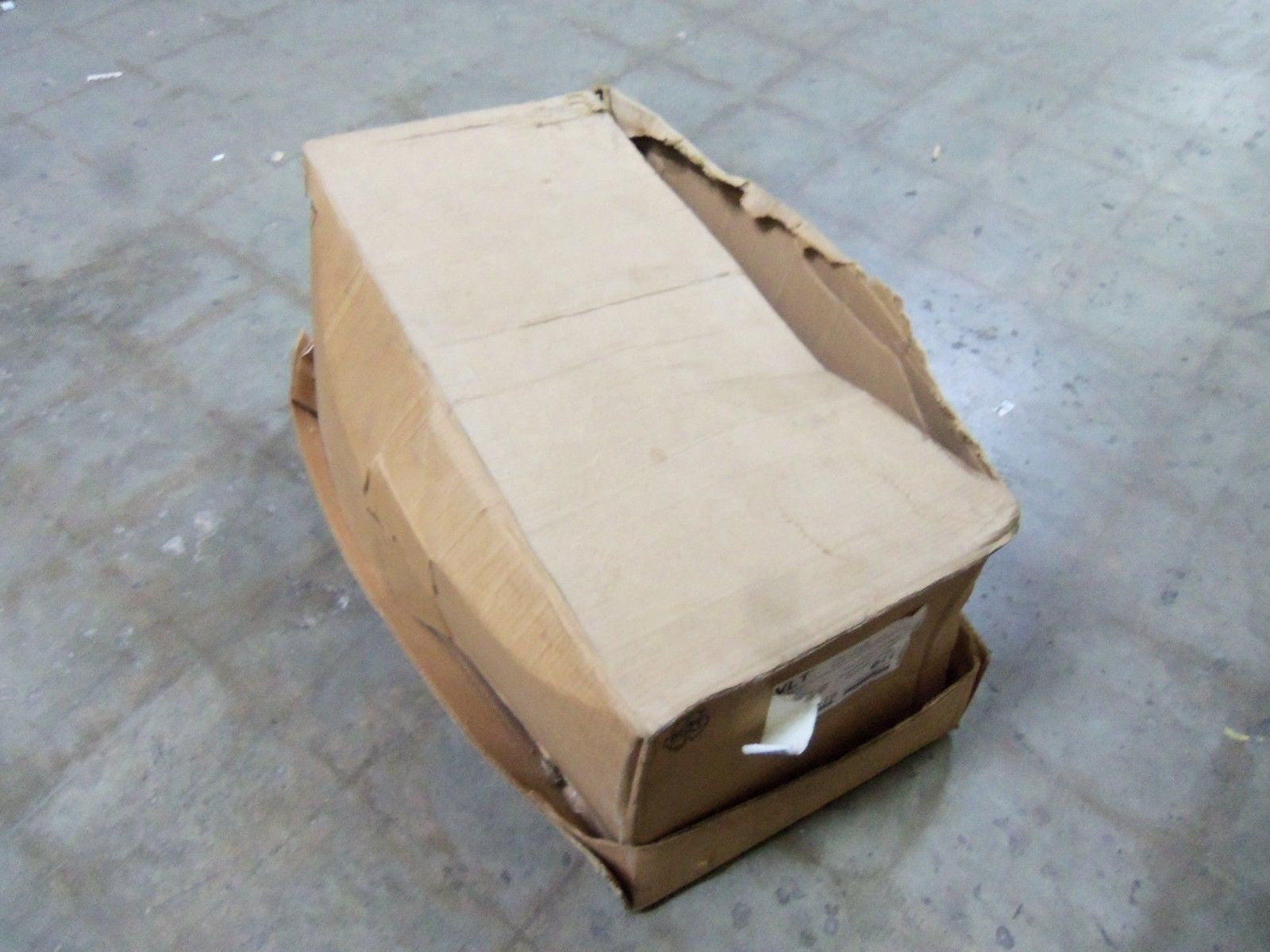DANFOSS 131L0519 VLT HVAC DRIVE *NEW IN BOX*