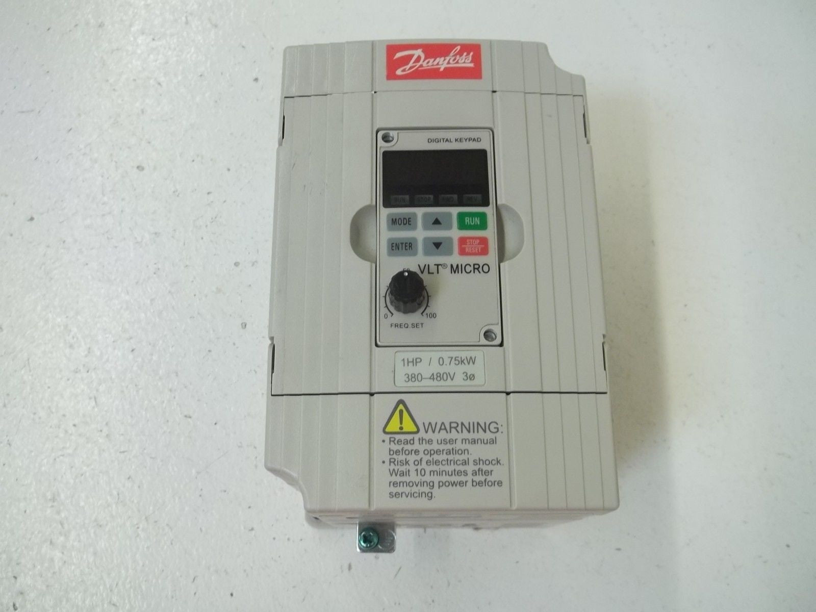 DANFOSS 176F7312 AC FREQUENCY DRIVE *USED*