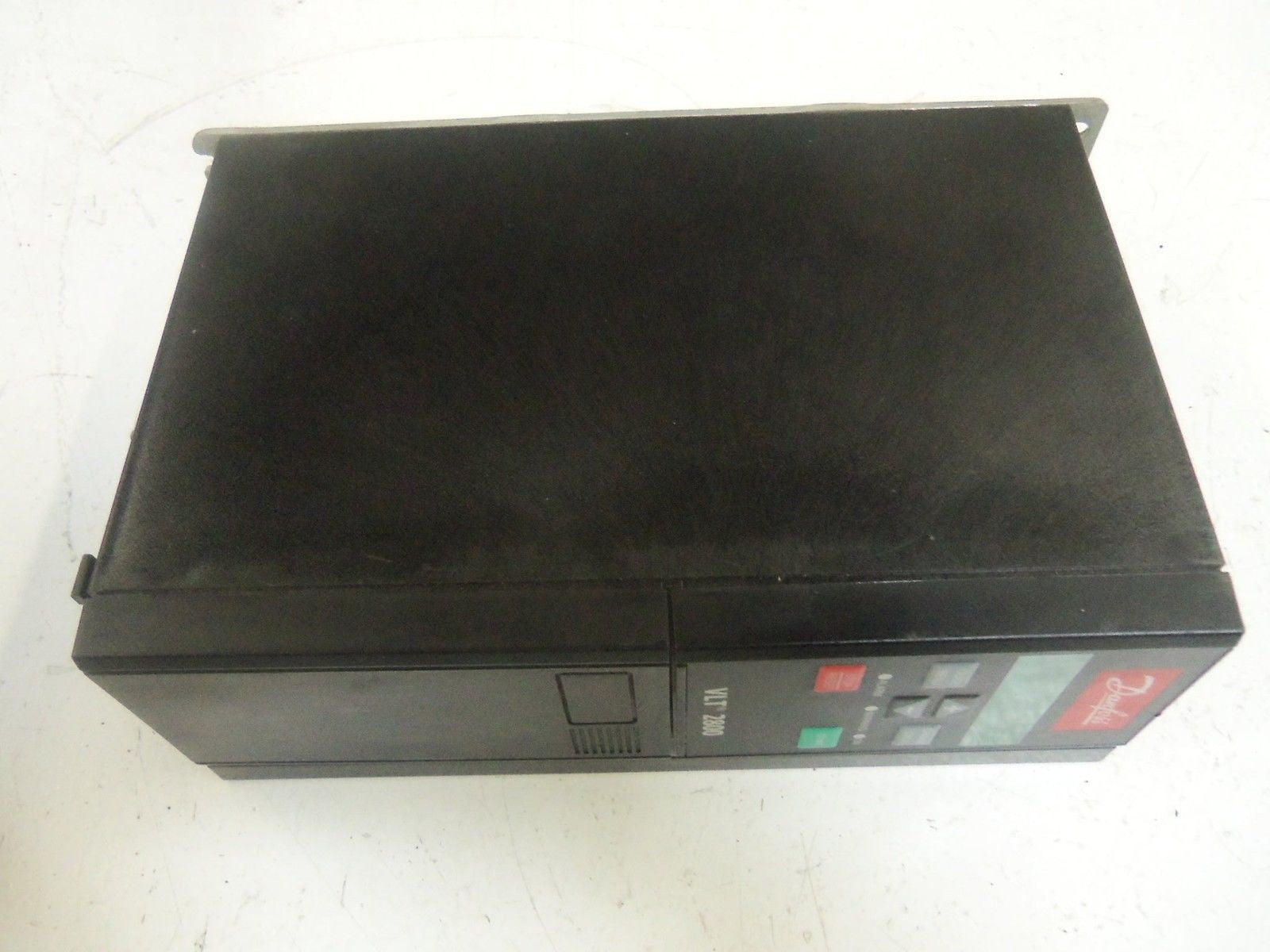 DANFOSS VLT2822PT4B20STR0DBF00A00C0 195N1049 AC DRIVE *NEW NO BOX*