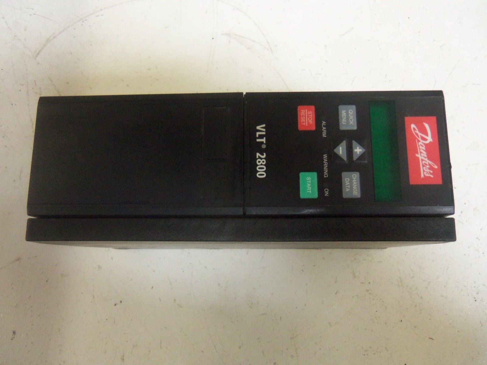 DANFOSS VLT2822PT4B20STR0DBF00A00C0 195N1049 AC DRIVE *NEW NO BOX*
