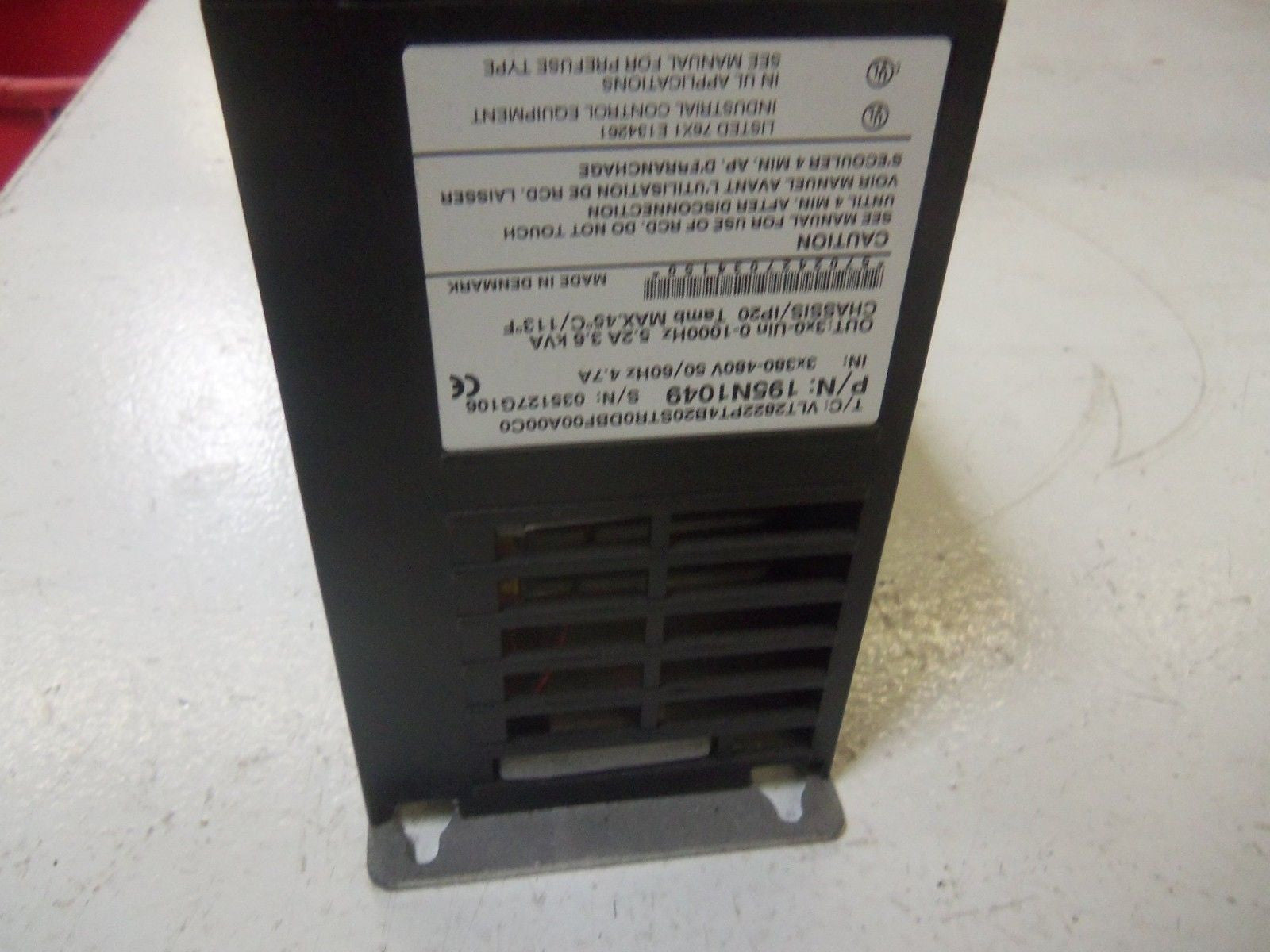 DANFOSS VLT2822PT4B20STR0DBF00A00C0 195N1049 AC DRIVE *NEW NO BOX*