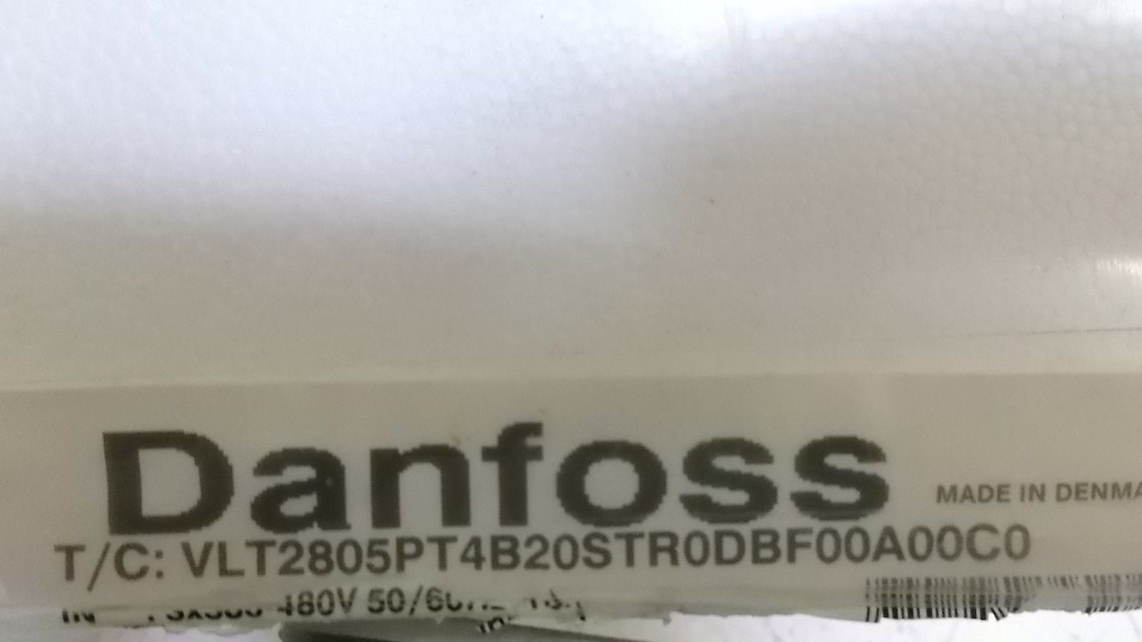 DANFOSS VLT2805PT4B20STR0DBF00A00C0 DRIVE *NEW NO BOX*
