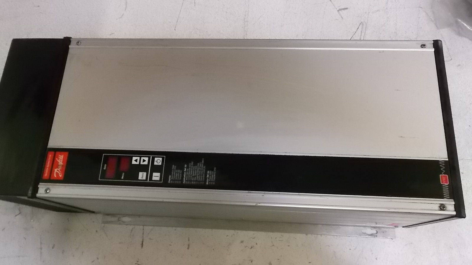 DANFOSS VLT3011175L2015 DRIVE *NEW NO BOX*