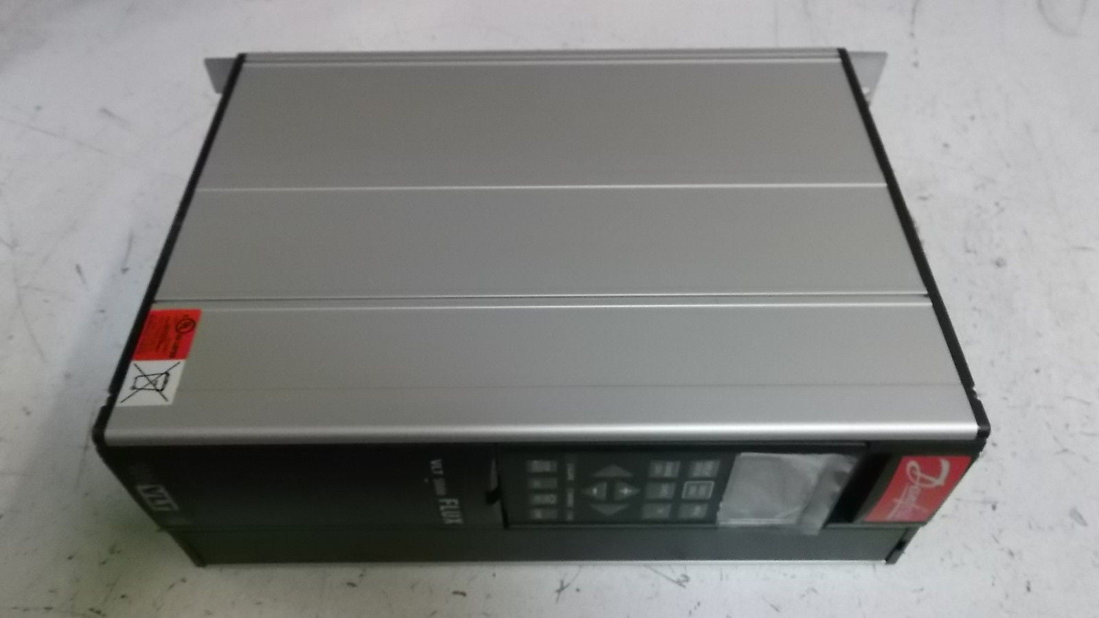 DANFOSS VLT5006FT5B20SBR3DLF00A00C0 DRIVE *NEW IN BOX*