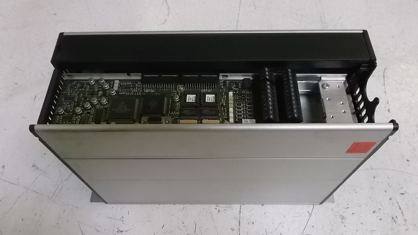 DANFOSS VLT5008PT5B20SBR0DL DRIVE (AS PICTURED) *USED*