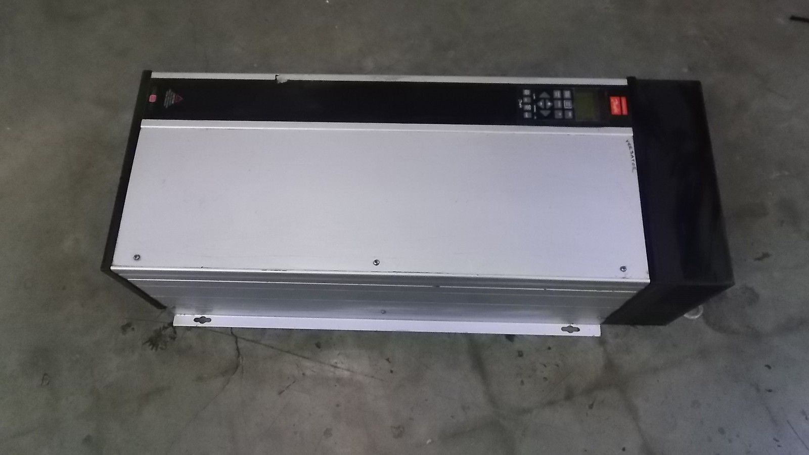 DANFOSS VLT5052PT5C54STR0DL DRIVE *USED*
