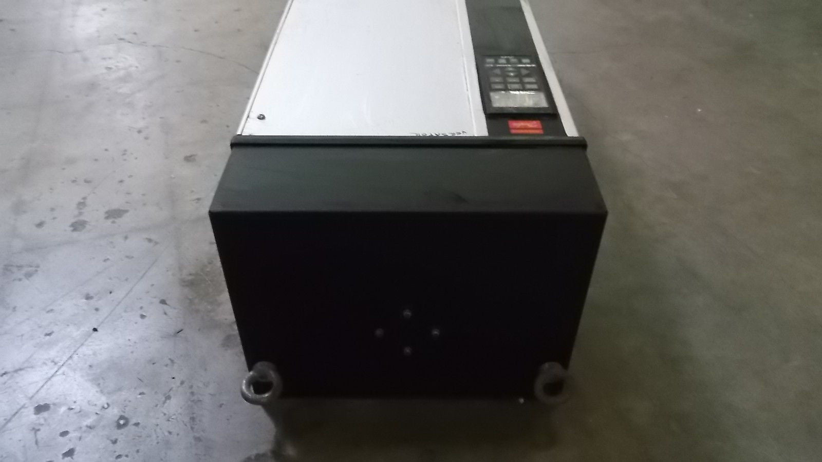 DANFOSS VLT5052PT5C54STR0DL DRIVE *USED*