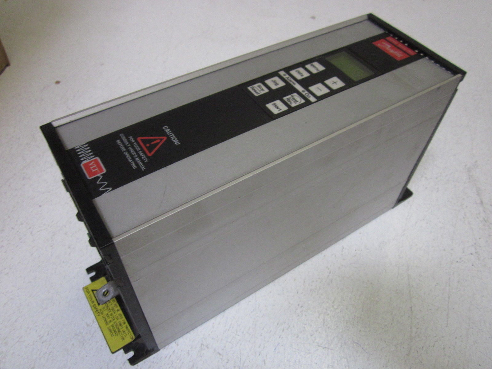 DANFOSS VLT TYPE 2050 460V VARIABLE SPEED DRIVE 195H3309 *USED*