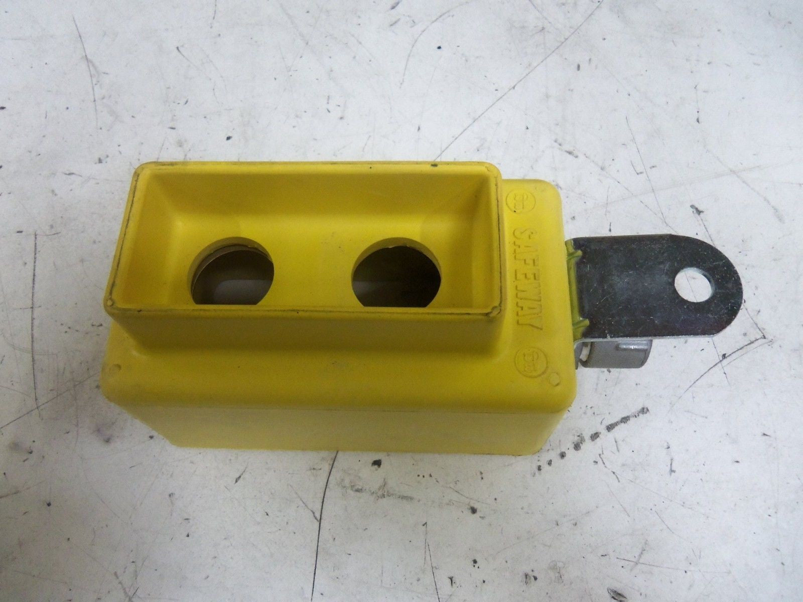 DANIEL WOODHEAD 4002 *USED*