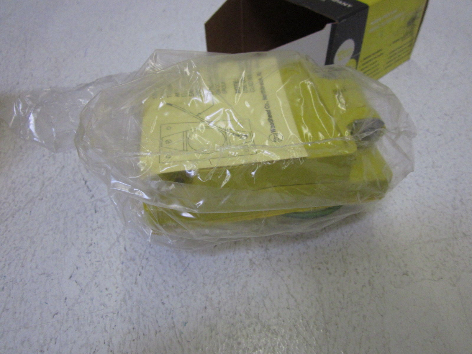 DANIEL WOODHEAD CO. 67W09 WATER RECEPTACLE 250V *NEW IN BOX*
