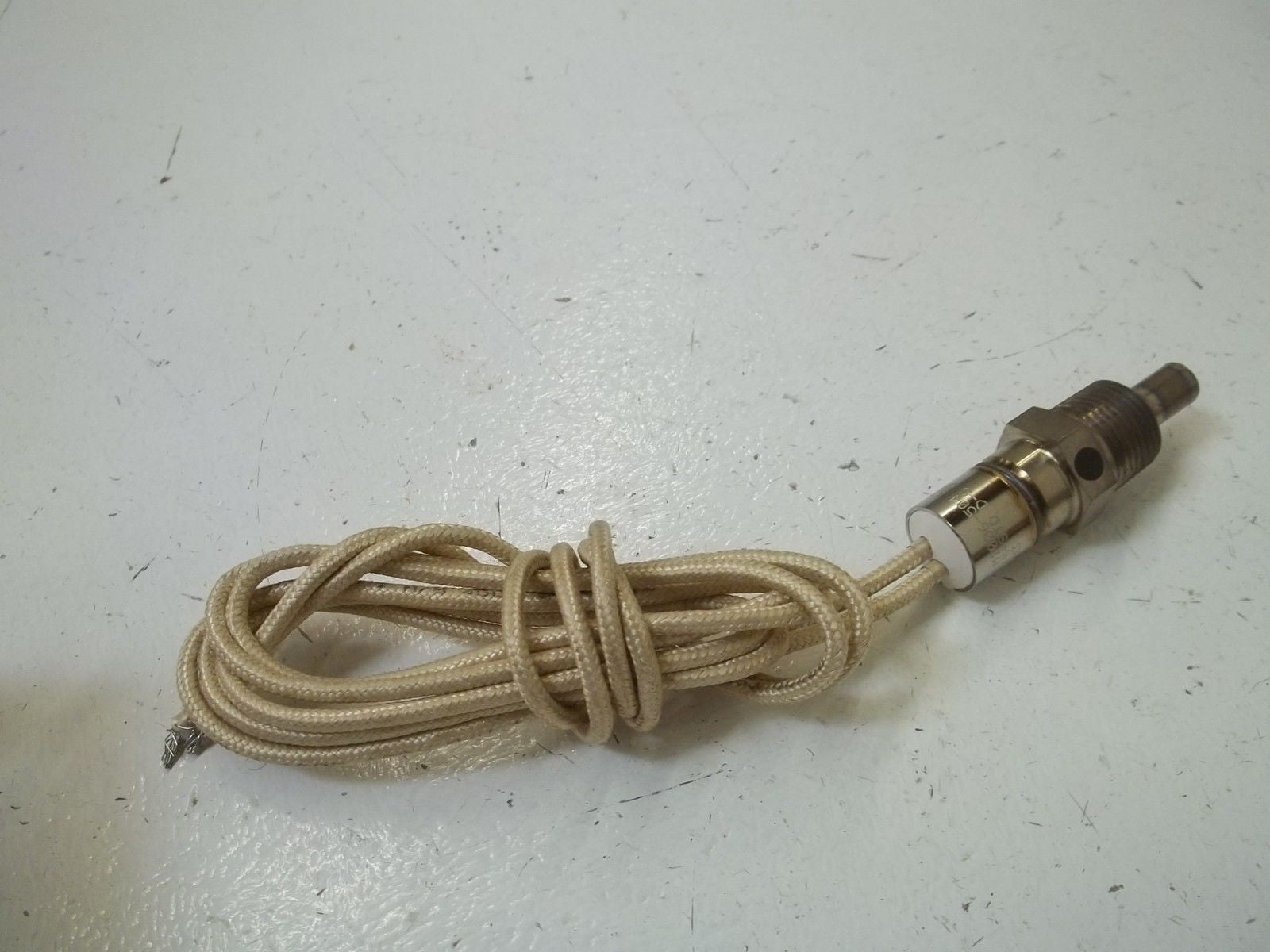 DAVIS STD. M1006-504 THERMAL SWITCH NSMP
