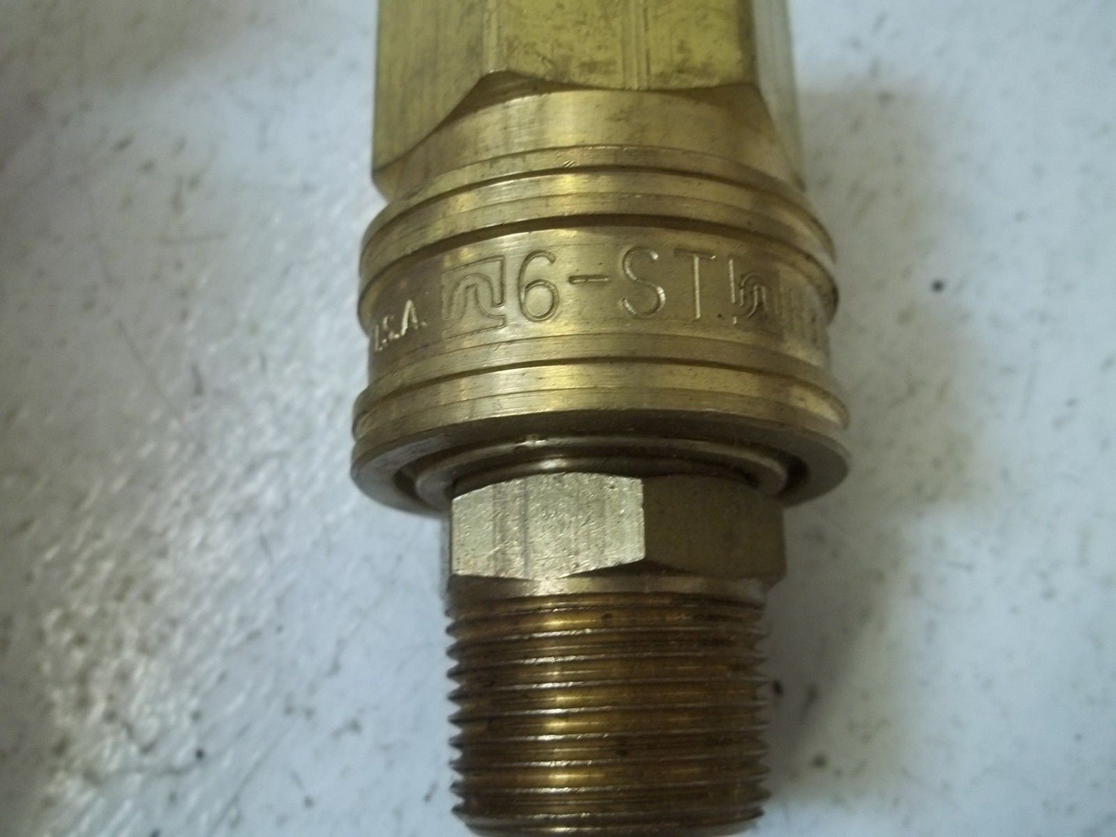 DAYCO 60SA-32X32 *USED*