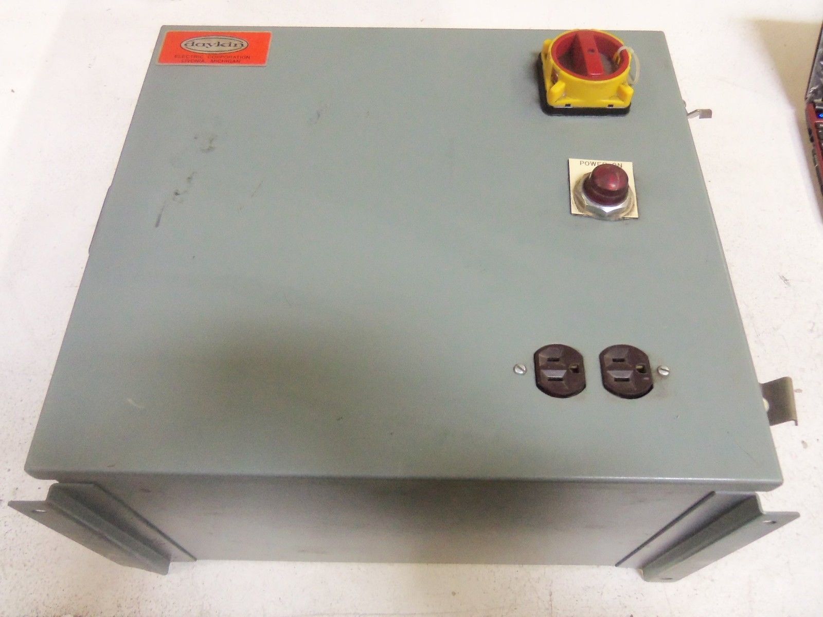 DAYKIN APFS-01 TRANSFORMER DISCONNECT *USED*
