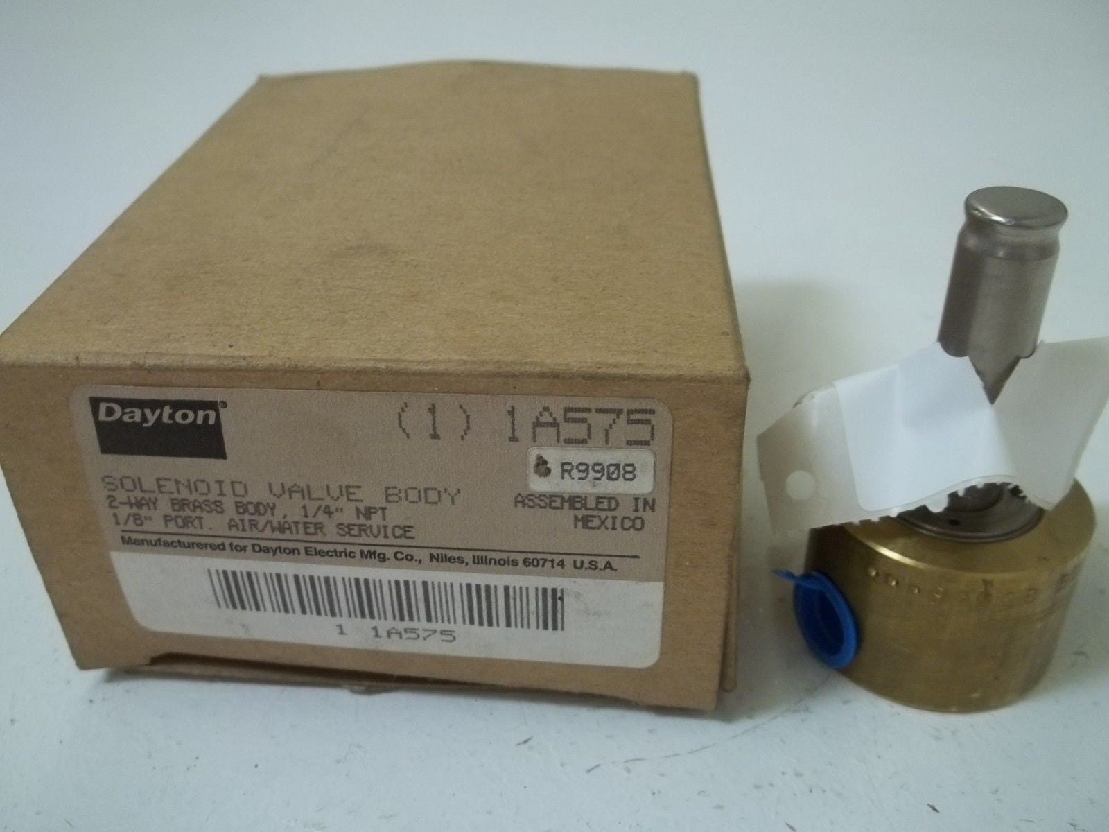 DAYTON 1A575 SOLENOID VALVE BODY *NEW IN BOX*