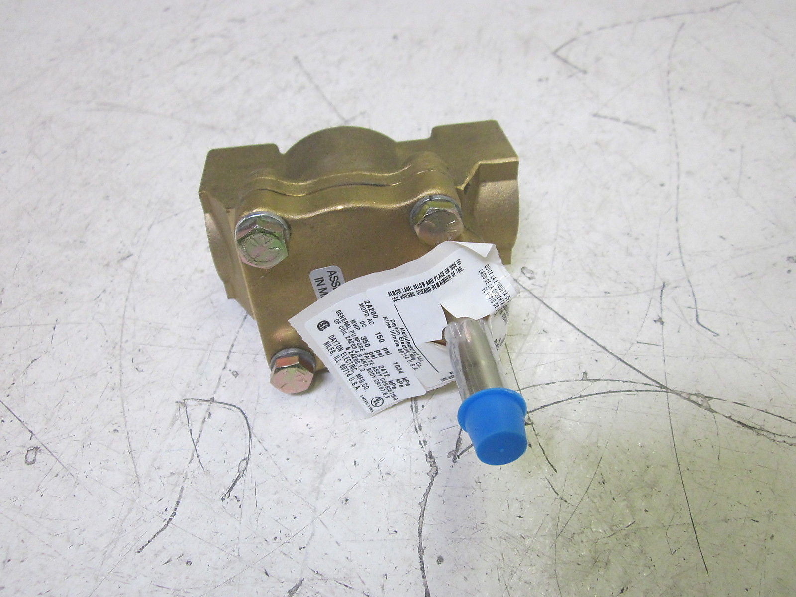 DAYTON 2A200 SOLENOID VALVE 150PSI *NEW NO BOX*