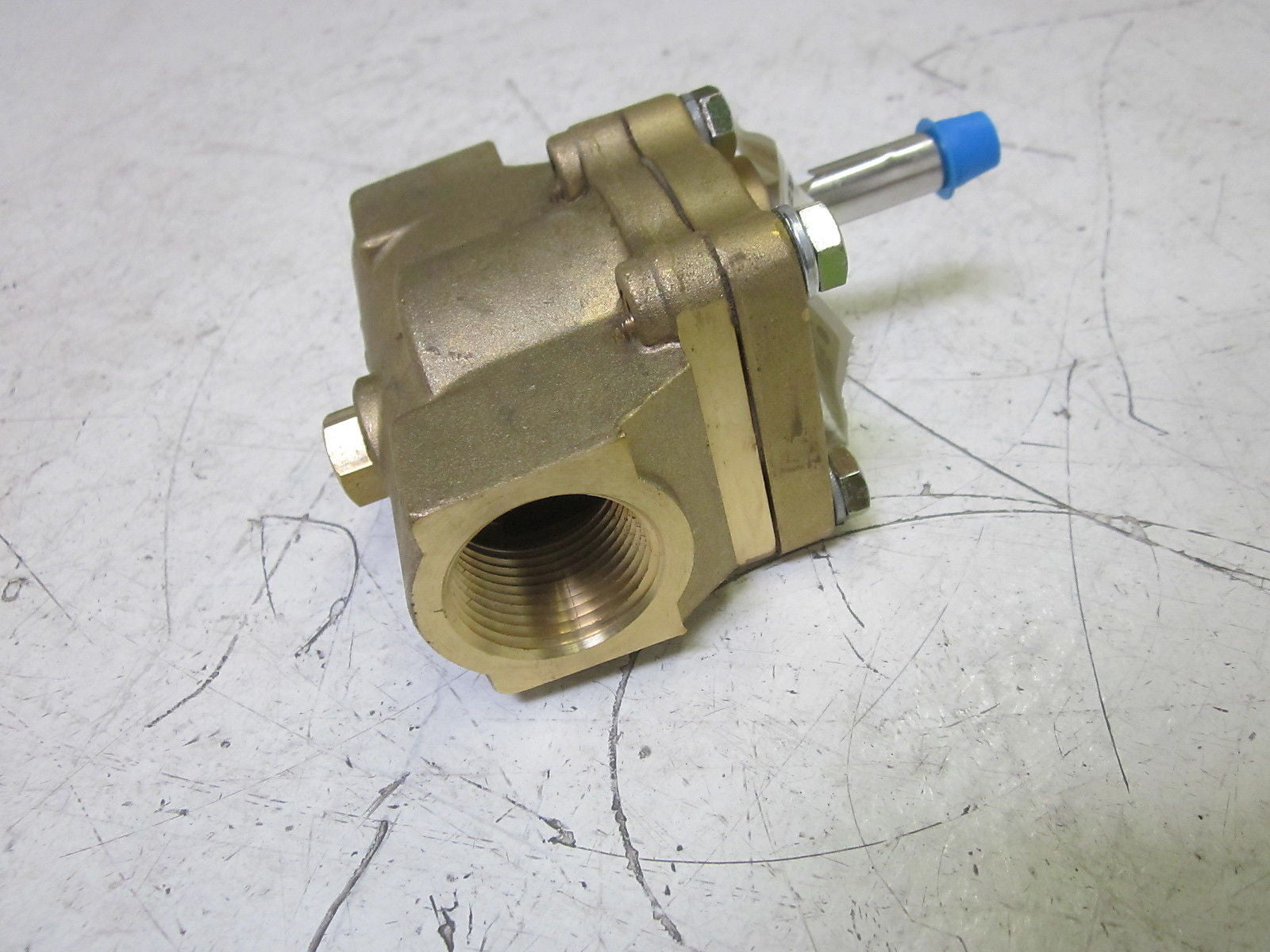 DAYTON 2A200 SOLENOID VALVE 150PSI *NEW NO BOX*