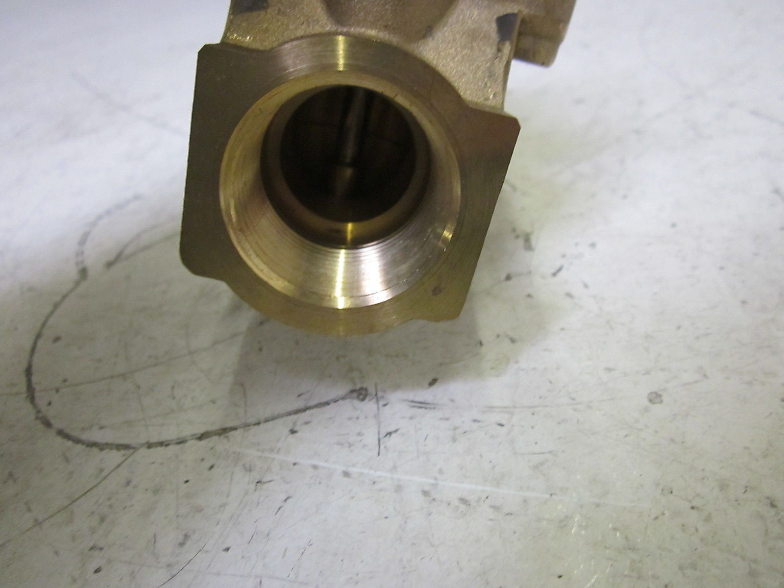 DAYTON 2A200 SOLENOID VALVE 150PSI *NEW NO BOX*