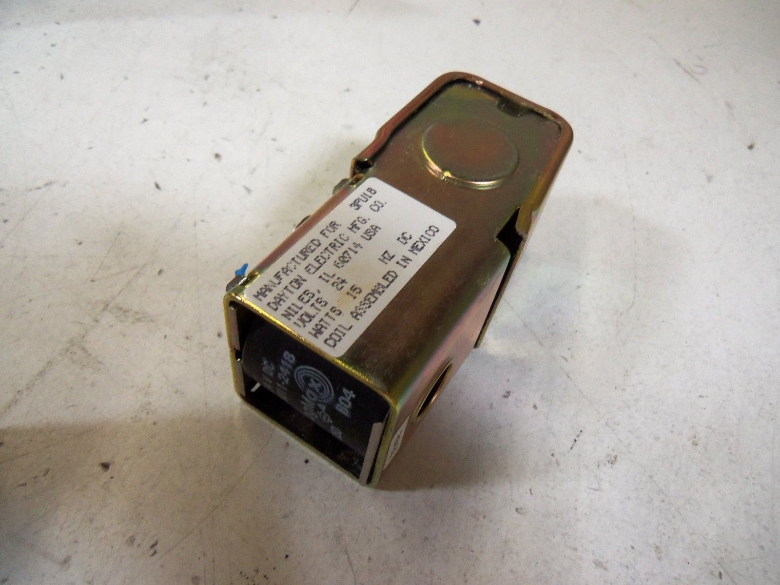 DAYTON 3PU18 *NEW IN BOX*