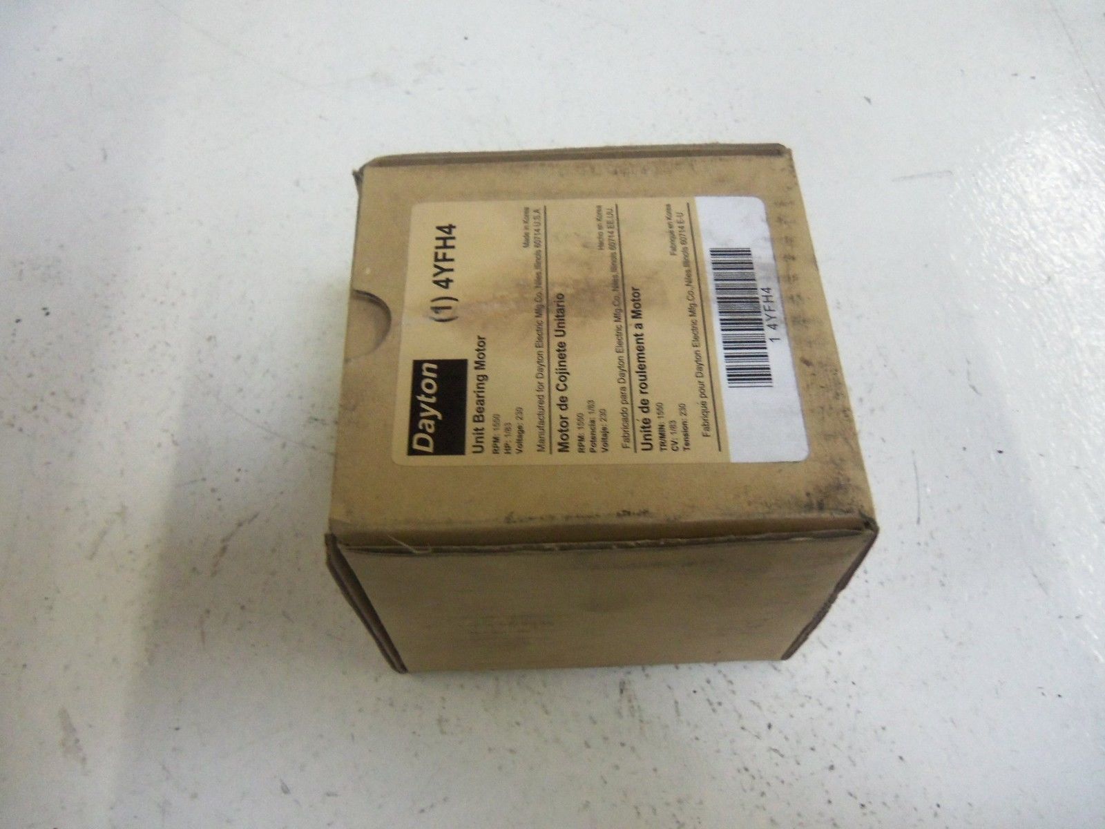DAYTON 4YFH4 *NEW IN BOX*