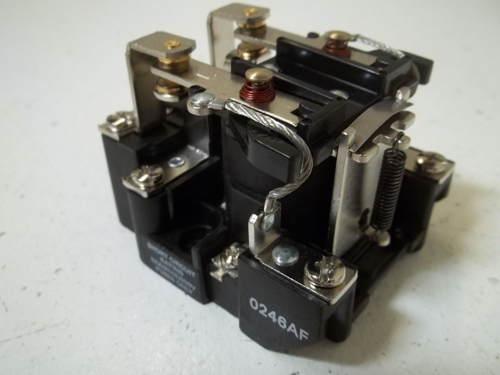 DAYTON 5X846-M RELAY 24 VAC *NEW IN BOX*