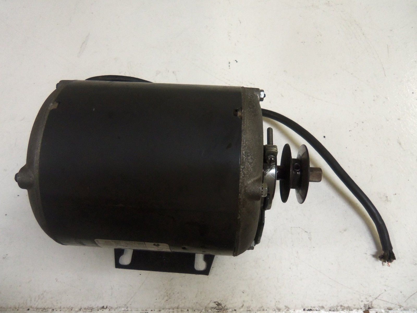 DAYTON 6K718A *USED*