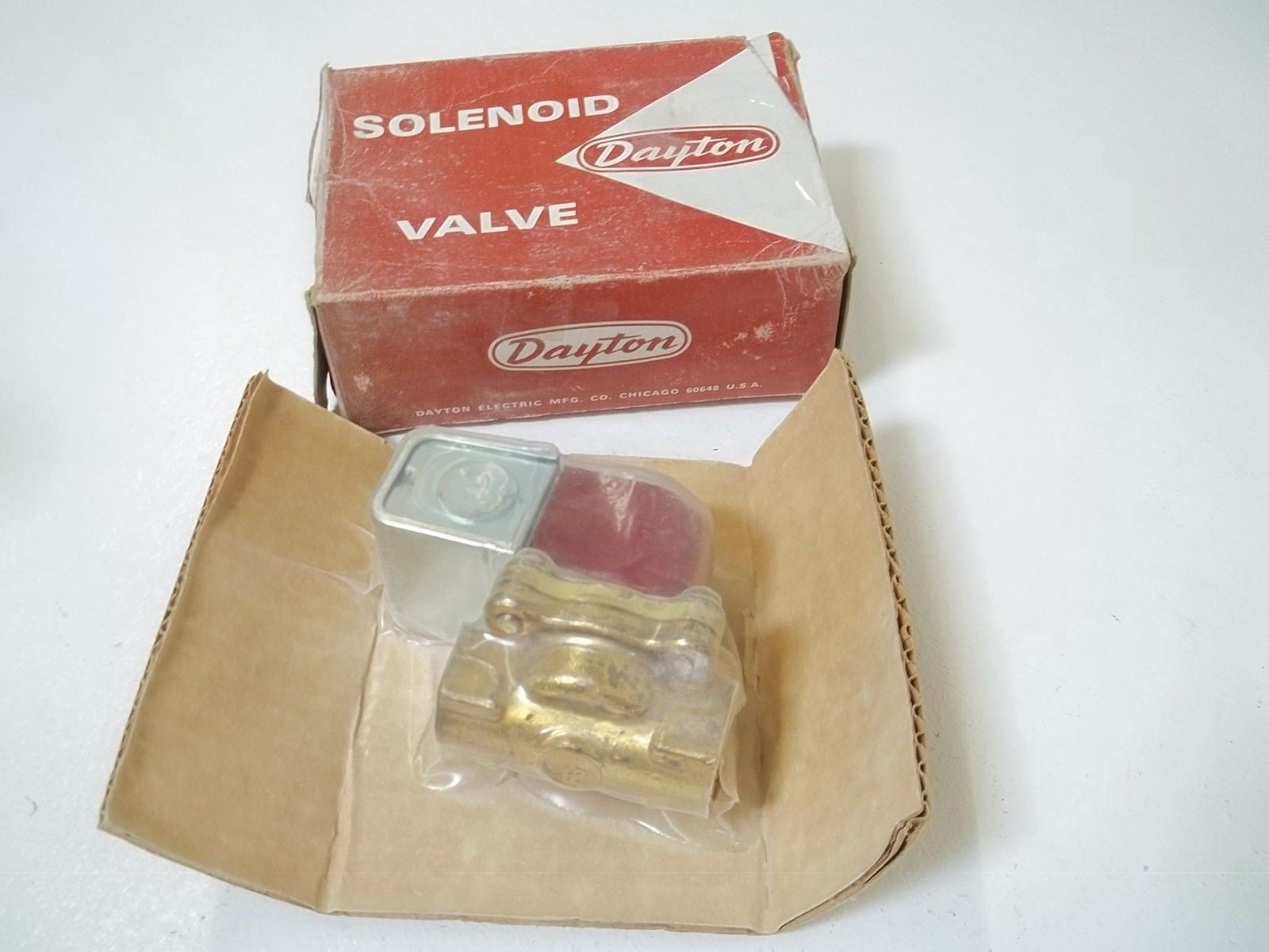 DAYTON 6X082 GENERAL PURPOSE SOLENOID *NEW IN BOX*
