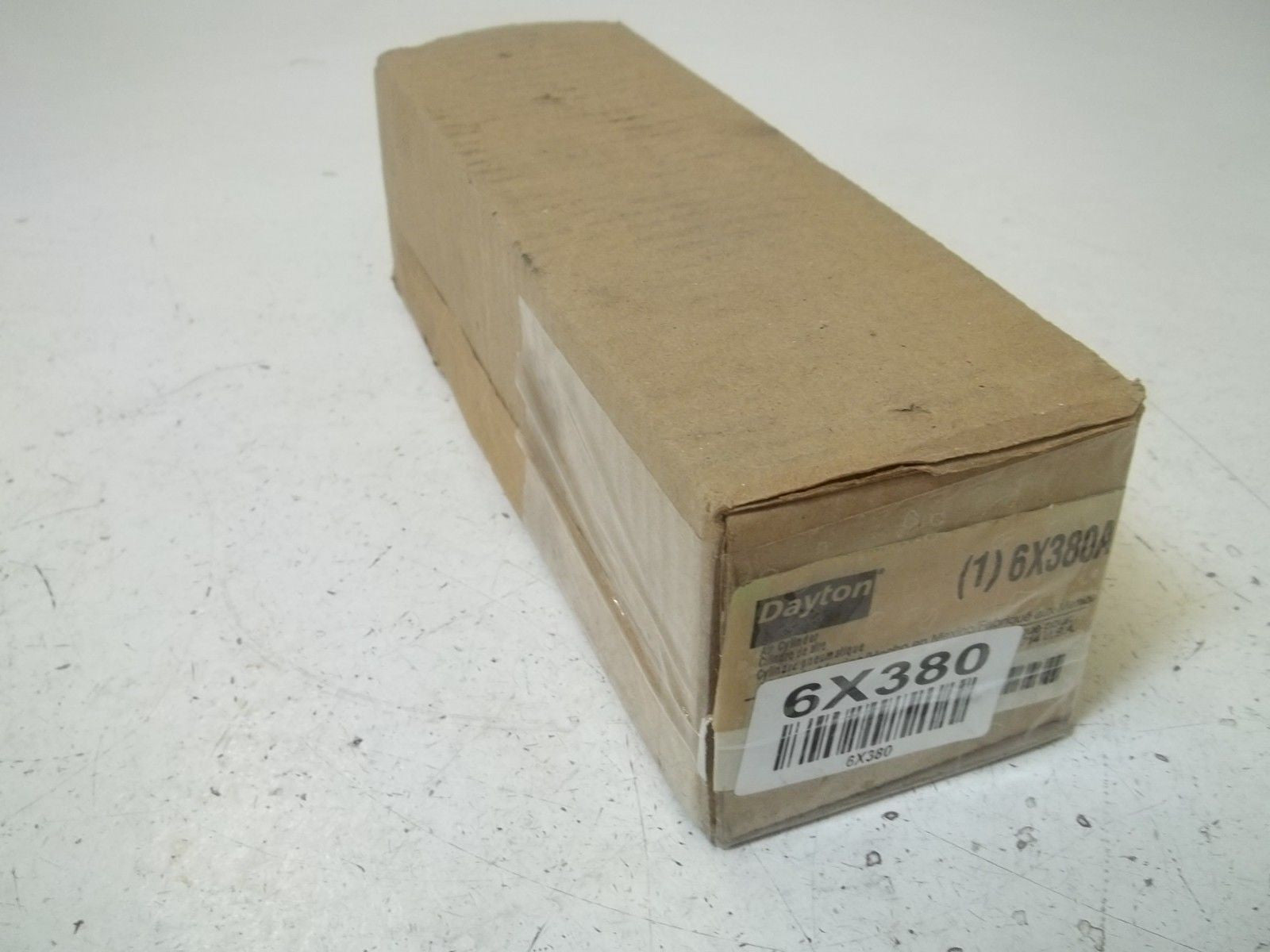 DAYTON 6X380A AIR CYLINDER *NEW IN BOX*