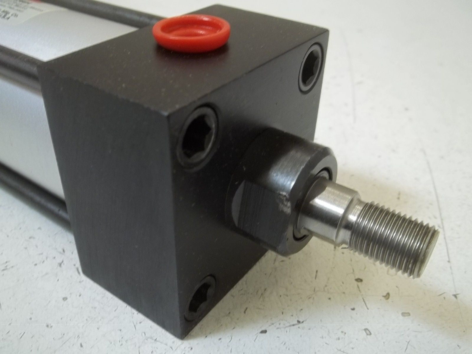 DAYTON 6X380A AIR CYLINDER *NEW IN BOX*